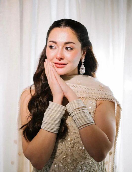 Hania's Pearls Bangles Set